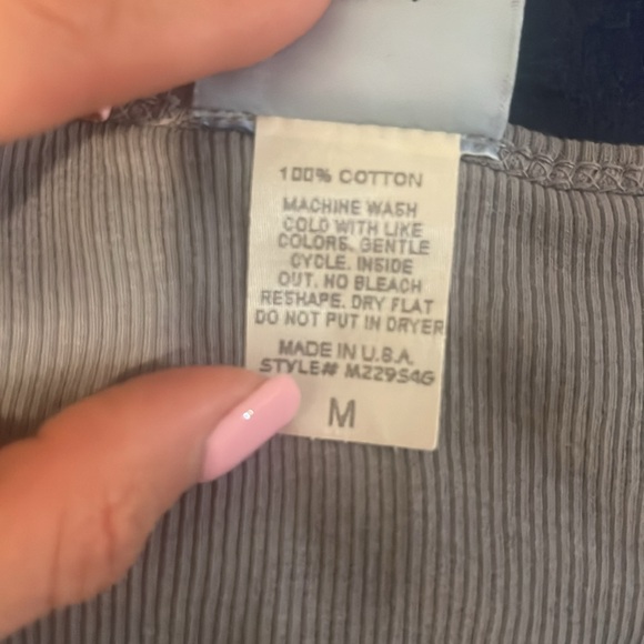 Brand new super cute vintage piglet tank - Picture 5 of 5